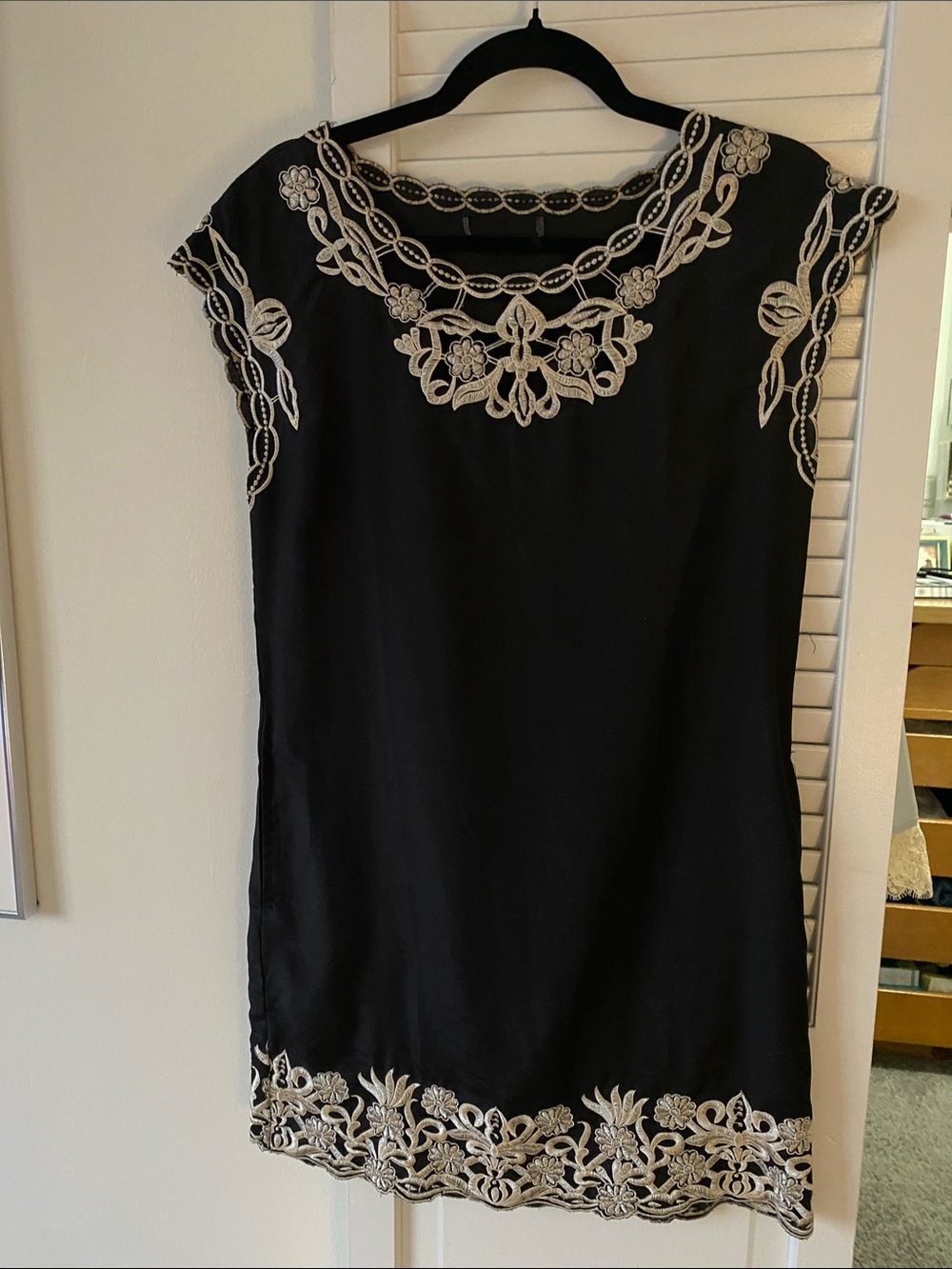 Source Unknown Black Mini Dress with Cream Embroidery